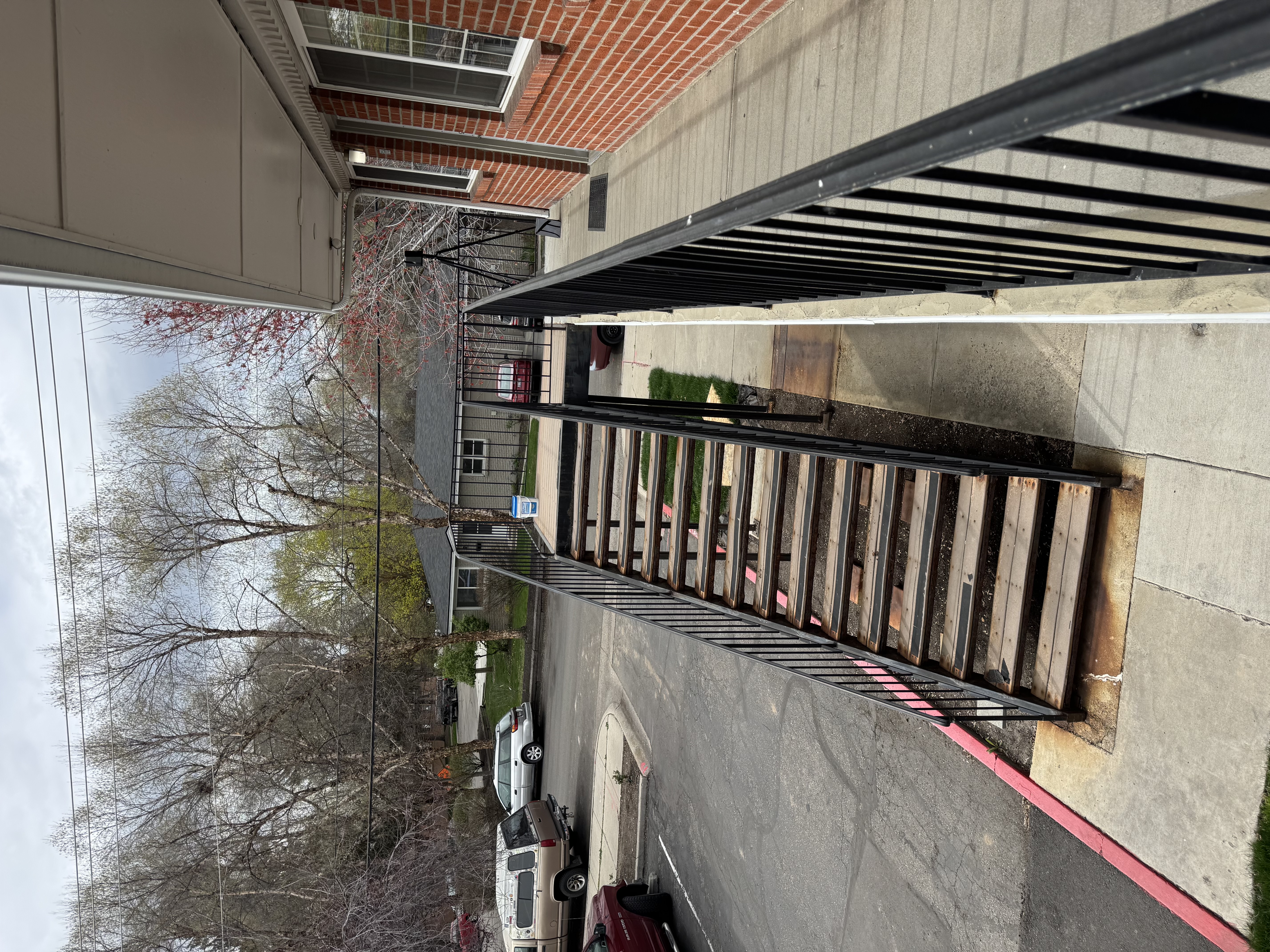 Laser scanning site - building exterior documentation